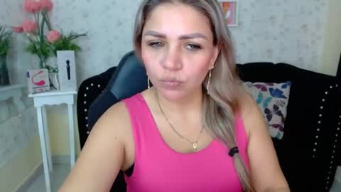 Snapshot of _sexyredhead_ chatting on March 6, 11:58 am KATA online show from March 6, 11:58 am