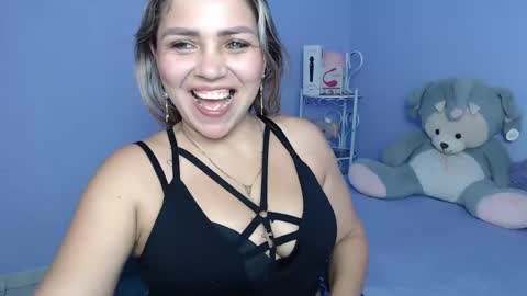 Snapshot of _sexyredhead_ chatting on March 10, 12:15 pm KATA online show from March 10, 12:15 pm