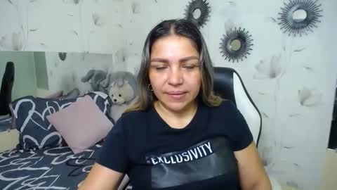 Snapshot of _sexyredhead_ chatting on October 8, 12:36 pm KATA online show from October 8, 12:36 pm