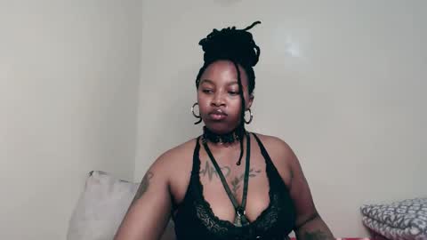 _sexysquirter online show from December 17, 5:52 pm