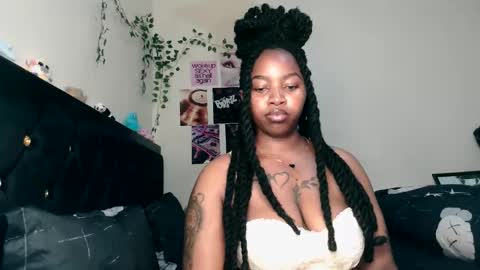 _sexysquirter online show from May 6, 6:46 pm