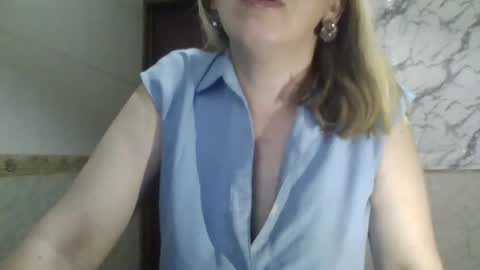Snapshot of _sexyxsveta_ chatting on July 15, 4:29 am SexyXSveta online show from July 15, 4:29 am