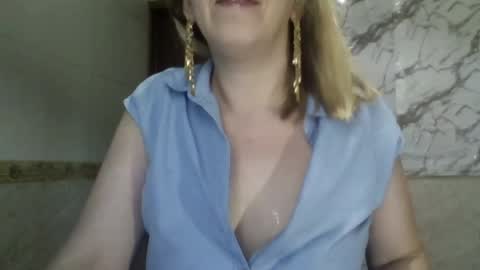 Snapshot of _sexyxsveta_ chatting on July 26, 4:31 am SexyXSveta online show from July 26, 4:31 am