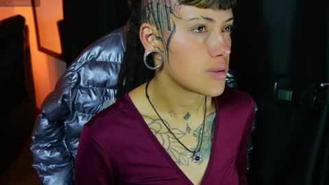 _sharlotte777 online show from April 1, 2:14 pm