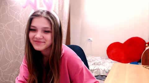Snapshot of _shy_bunny__ chatting on January 11, 1:11 pm Mari online show from January 11, 1:11 pm