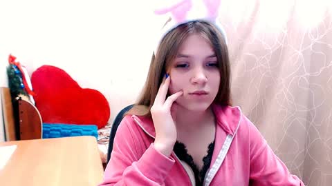 Snapshot of _shy_bunny__ chatting on January 24, 12:52 pm Mari online show from January 24, 12:52 pm