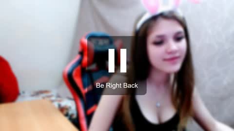 Snapshot of _shy_bunny__ chatting on March 10, 8:01 pm Mari online show from March 10, 8:01 pm