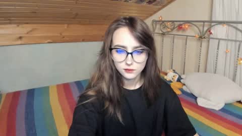 Snapshot of _silverdream chatting on December 6, 9:35 pm _silverdream online show from December 6, 9:35 pm