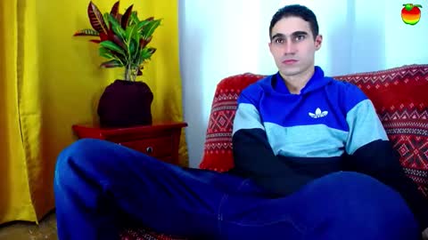 _skyleer_ online show from November 15, 12:19 am