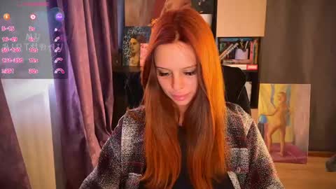 Snapshot of _slutty_fox_ chatting on December 4, 8:34 am Alice online show from December 4, 8:34 am
