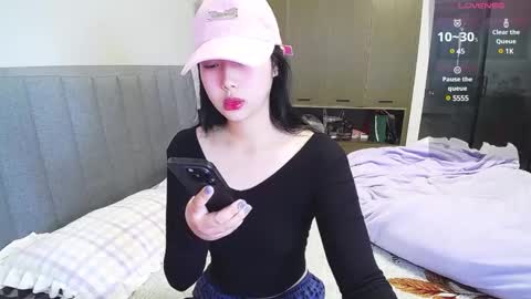 Snapshot of _smileflower_ chatting on February 24, 6:16 am winni online show from February 24, 6:16 am