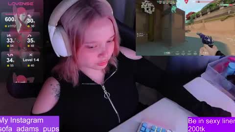 Snapshot of _sofia_adam_ chatting on May 11, 6:38 pm pups online show from May 11, 6:38 pm