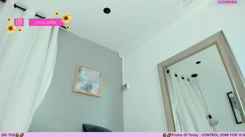 Snapshot of _sofia_cruz chatting on February 21, 10:37 pm    640  200   online show from February 21, 10:37 pm