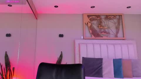    640  200   online show from January 9, 12:08 pm