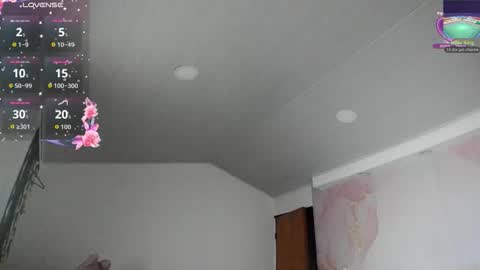   online show from November 9, 10:41 pm