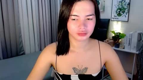 Snapshot of _sophie_69 chatting on October 24, 6:21 am _sophie_69 online show from October 24, 6:21 am