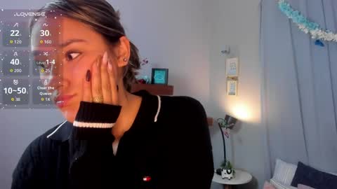 Sophie  online show from April 21, 1:42 am