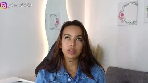 Andrea  The Next Stream  Wednesday online show from December 5, 11:29 pm