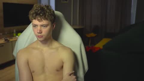 OLIVERpvt is open online show from November 13, 4:11 am