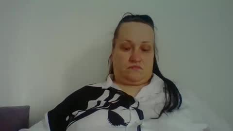 Melisa online show from November 23, 8:25 am