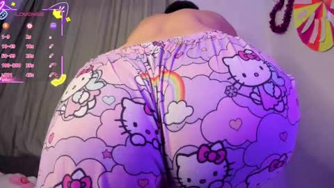 Snapshot of _strawberrycream chatting on September 10, 1:38 am Angela   online show from September 10, 1:38 am