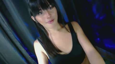 Snapshot of _suckandcum69 chatting on December 25, 9:11 pm Eilachloe online show from December 25, 9:11 pm