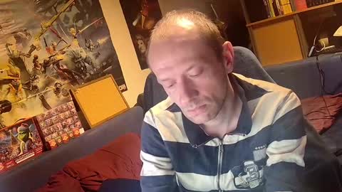 Snapshot of _svenerd_____ chatting on May 19, 12:05 am _svenerd_____ online show from May 19, 12:05 am