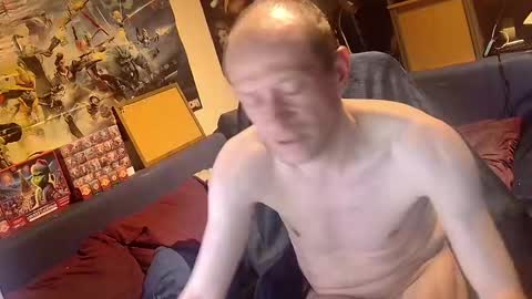 Snapshot of _svenerd_____ chatting on May 27, 1:57 am _svenerd_____ online show from May 27, 1:57 am
