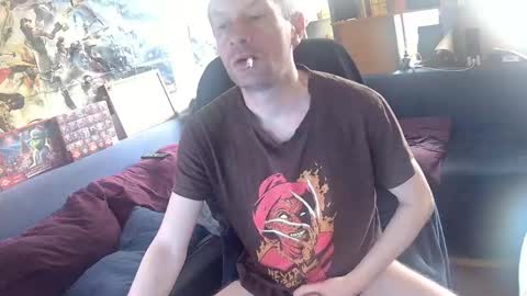 Snapshot of _svenerd_____ chatting on June 3, 11:35 am _svenerd_____ online show from June 3, 11:35 am