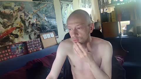 Snapshot of _svenerd_____ chatting on June 10, 4:50 pm _svenerd_____ online show from June 10, 4:50 pm