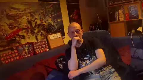 Snapshot of _svenerd_____ chatting on June 13, 10:08 pm _svenerd_____ online show from June 13, 10:08 pm