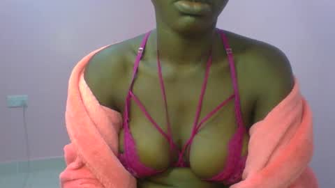 Snapshot of _sweet_gabriella chatting on January 28, 2:43 am Gabriella online show from January 28, 2:43 am