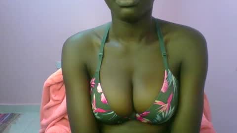 Snapshot of _sweet_gabriella chatting on February 14, 7:12 pm Gabriella online show from February 14, 7:12 pm