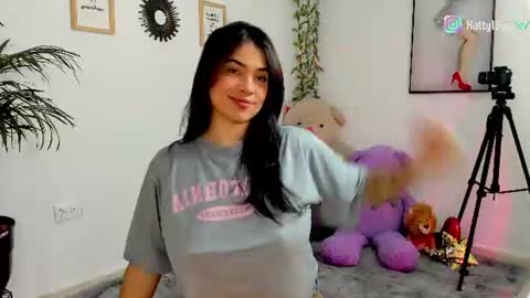 Snapshot of _sweet_kitty1 chatting on July 5, 3:30 pm online show from July 5, 3:30 pm