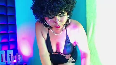 Kuromi online show from December 19, 3:51 am