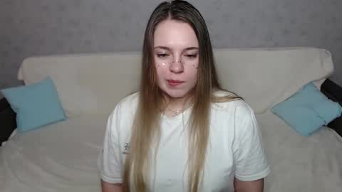 Snapshot of _sweet_lana_ chatting on December 13, 8:41 am Lana online show from December 13, 8:41 am