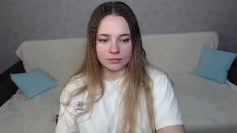 Snapshot of _sweet_lana_ chatting on December 23, 10:21 am Lana online show from December 23, 10:21 am