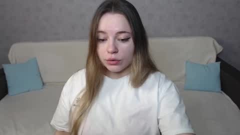 Snapshot of _sweet_lana_ chatting on February 3, 8:13 am Lana online show from February 3, 8:13 am