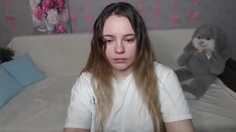 Snapshot of _sweet_lana_ chatting on February 19, 7:28 am Lana online show from February 19, 7:28 am