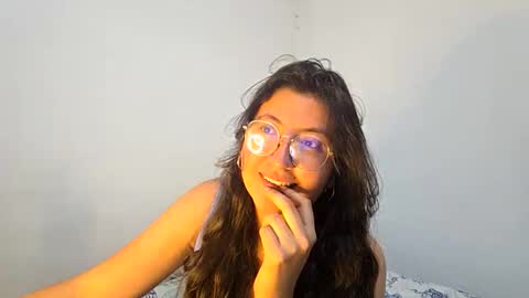 _sweet_melodyy online show from May 13, 9:55 pm