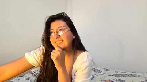 _sweet_melodyy online show from May 17, 7:21 pm