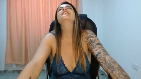 Snapshot of _sweet_rachel chatting on December 13, 8:37 pm Rachel online show from December 13, 8:37 pm