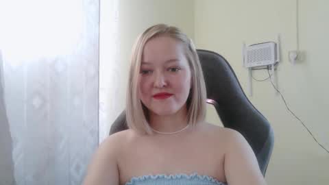 Snapshot of _sweet_smile_ chatting on September 16, 10:27 am _sweet_smile_ online show from September 16, 10:27 am