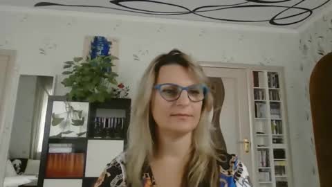 Daria online show from October 14, 8:48 am