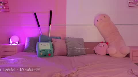 _tammarra_ online show from January 25, 5:30 pm