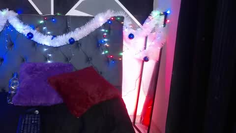 Snapshot of _tattoo_couple chatting on December 28, 11:05 pm    online show from December 28, 11:05 pm