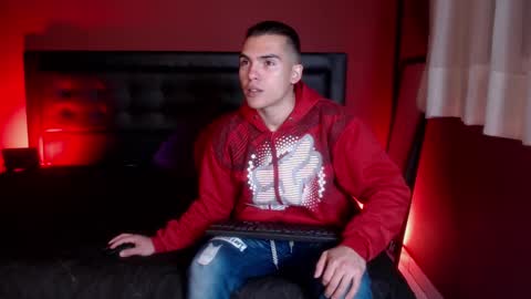 Snapshot of _tattoo_couple chatting on February 23, 1:42 pm    online show from February 23, 1:42 pm