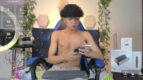 Taylor online show from November 13, 1:37 am