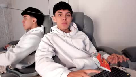 _taylorblack online show from March 16, 11:36 am