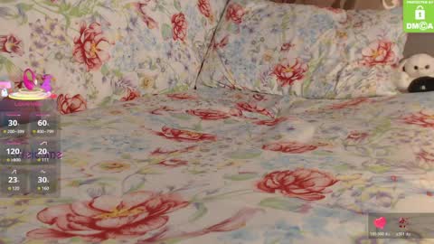 Mia online show from April 6, 4:46 am